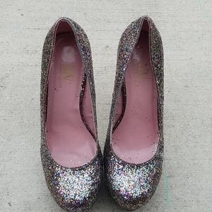 Very nice multi color glitter heels and clutch